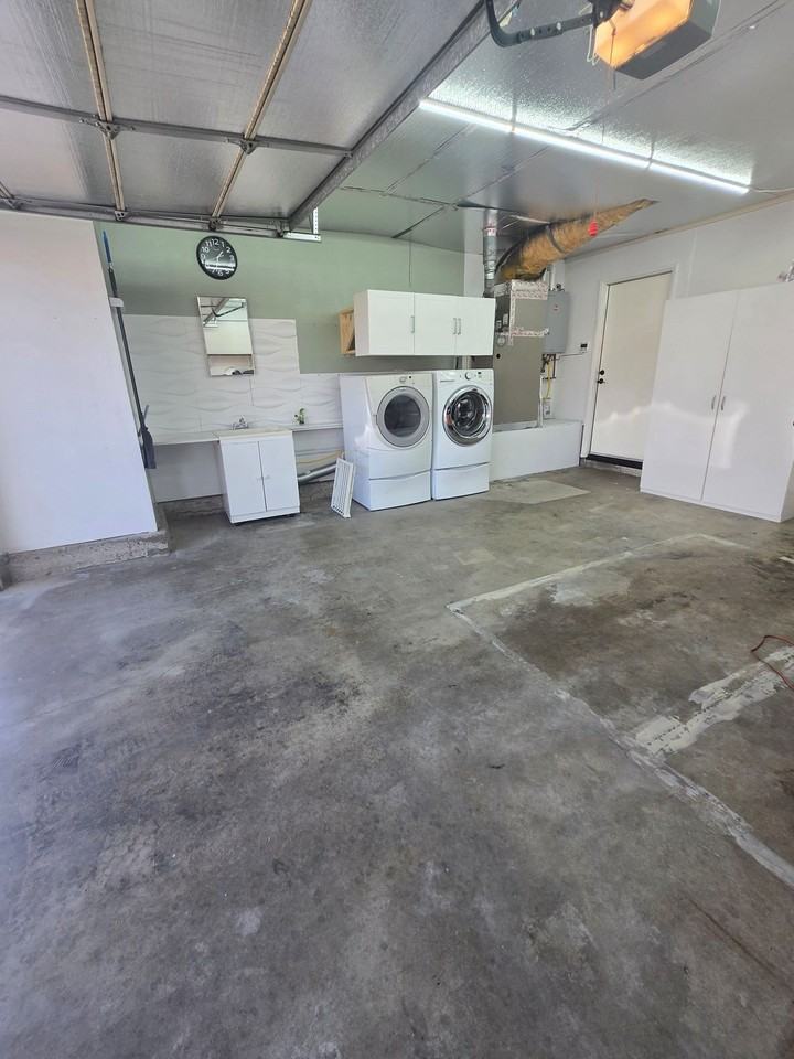 1828 Springtree Dr - Photo 3 of 20