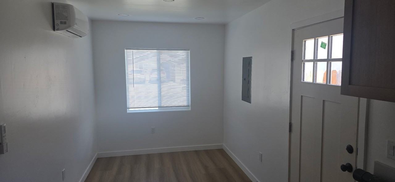 3533 Satinwood Rd #2 - Photo 4 of 10
