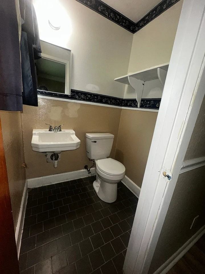 3850 Lisa Ln - Photo 6 of 20