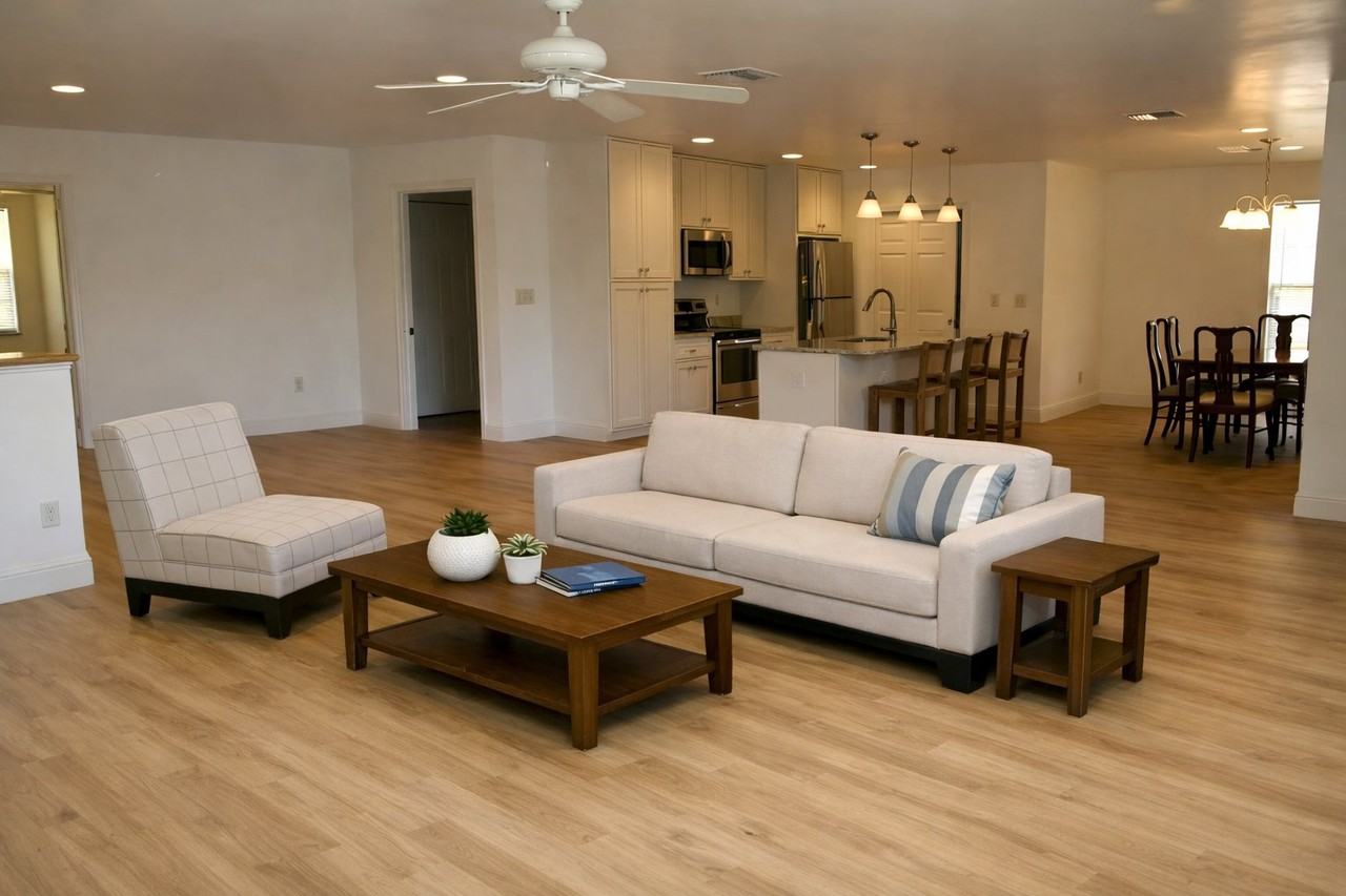 827 Hemlock St - Photo 3 of 16