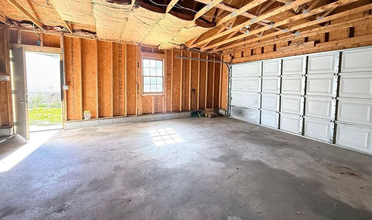 3445 3rd Ave - Photo 2 of 14