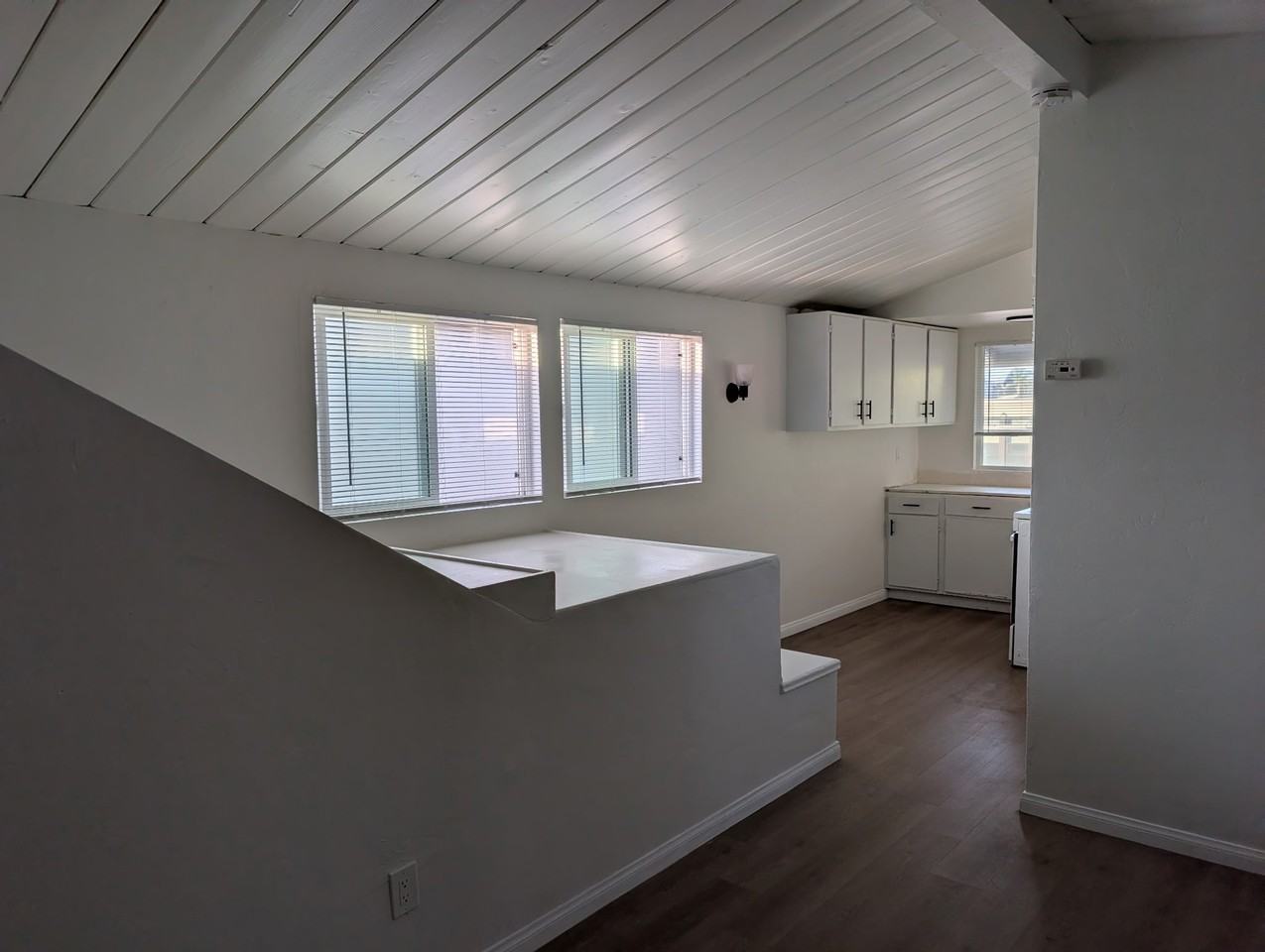 4030 1/2 Ingraham St #4030-5 - Photo 3 of 6