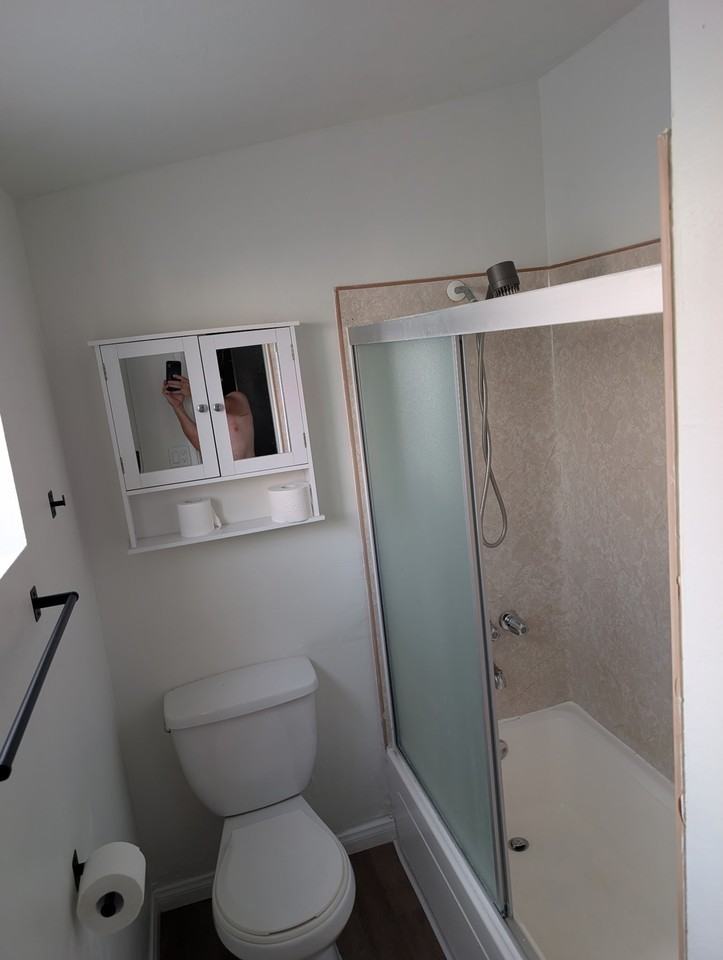 4030 1/2 Ingraham St #4030-5 - Photo 4 of 6