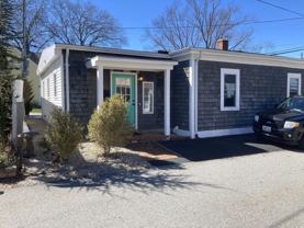 10 Narragansett Ave - Photo 1 of 1