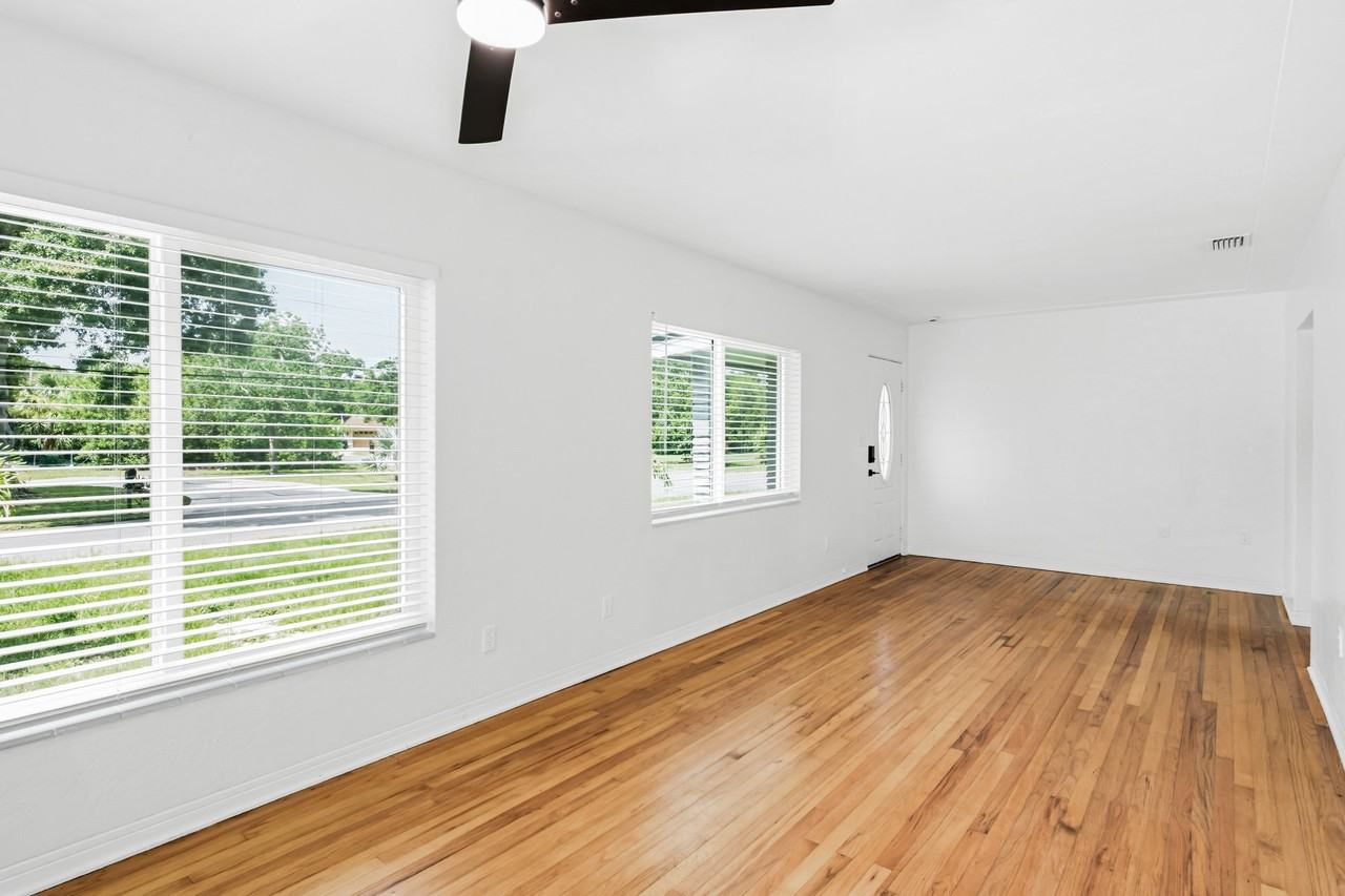 7181 49th Ave N #1 - Photo 5 of 20