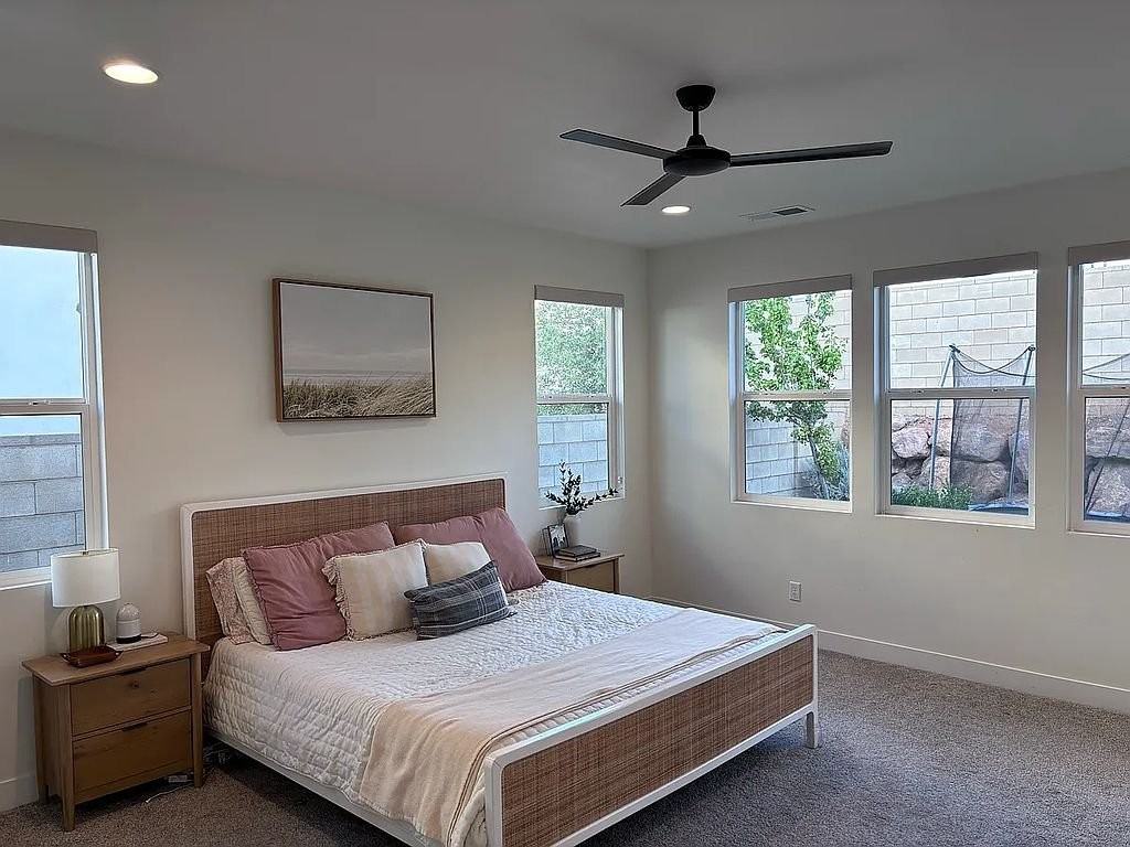 897 W Firelight Dr - Photo 4 of 14