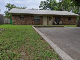 featured image of 517 N Clements St