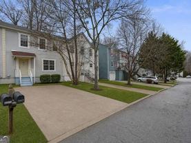 6617 Meadow Green Cir - Photo 1 of 1