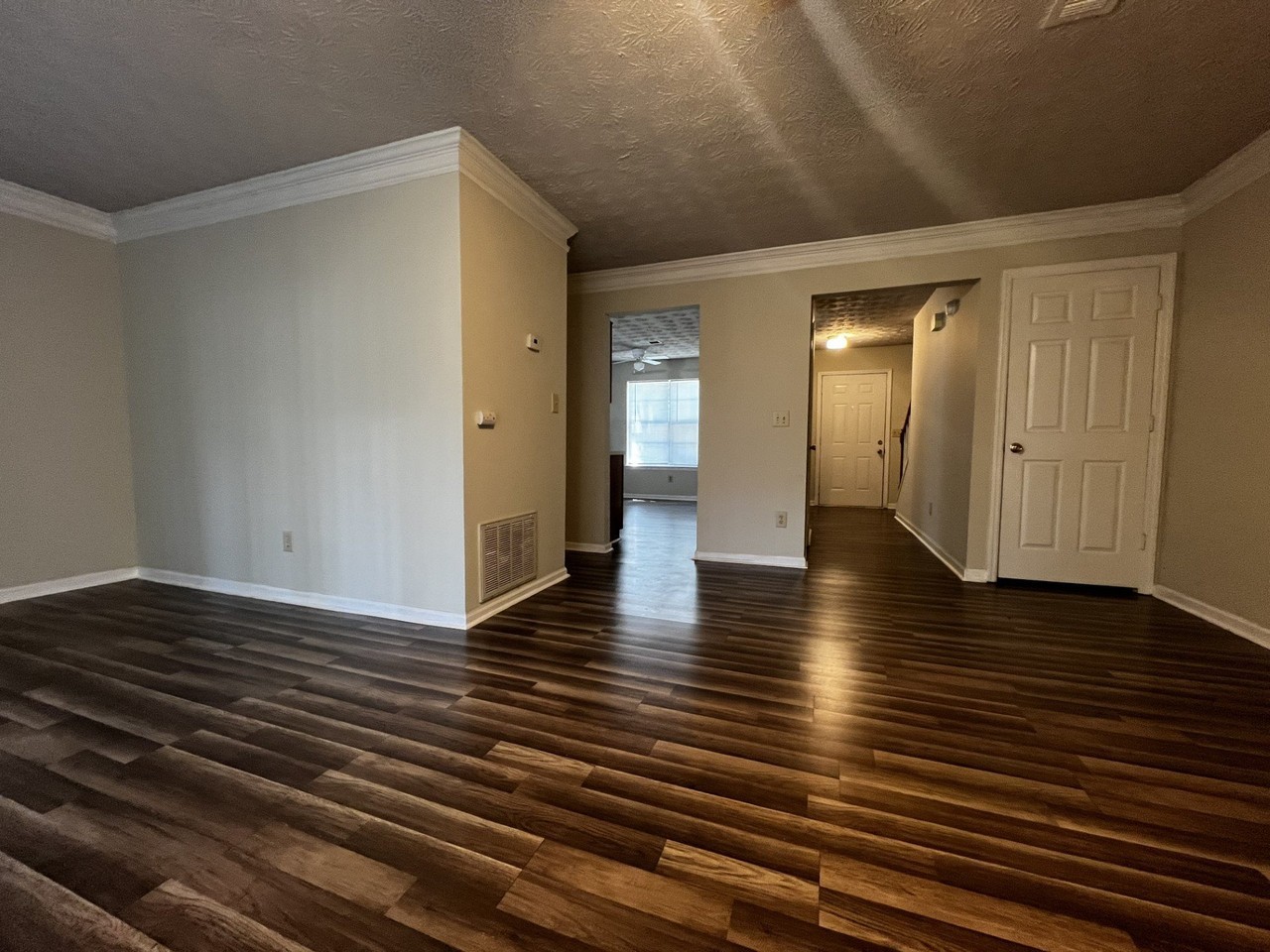 6617 Meadow Green Cir - Photo 7 of 19