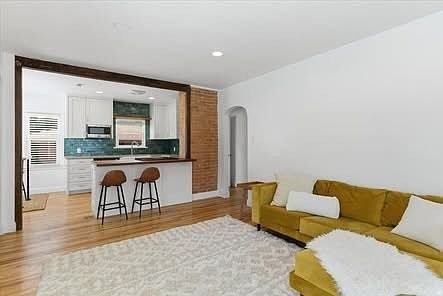 1448 23rd St - Photo 4 of 20