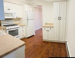 featured image of 1430 N Evergreen Ave