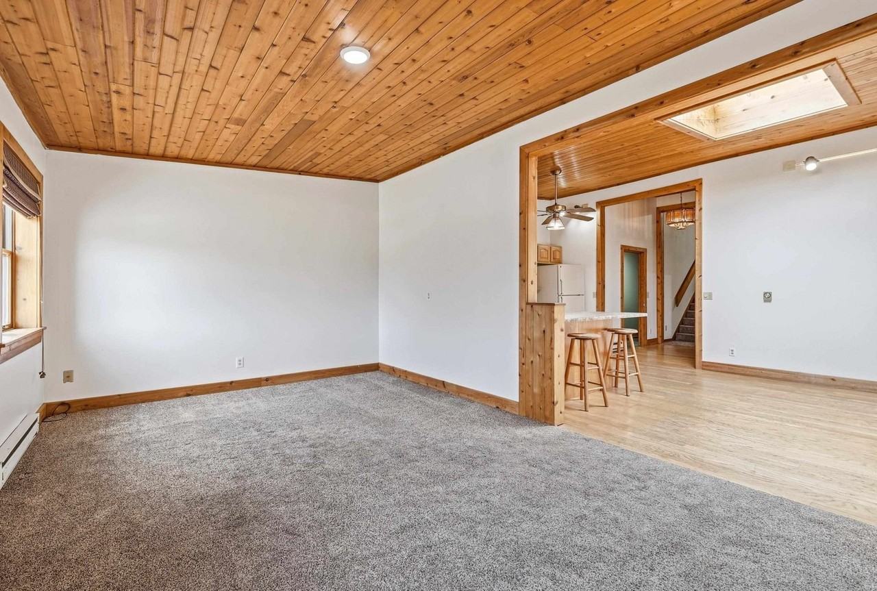 145 W Main St #1 - Photo 5 of 16