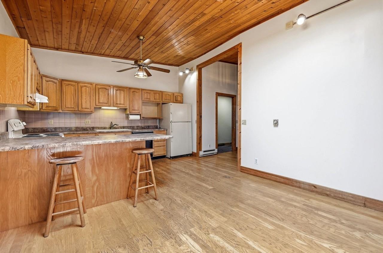 145 W Main St #1 - Photo 6 of 16