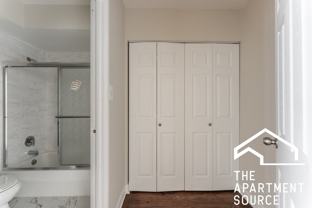 5917 N Kenmore Ave #426 - Photo 1 of 1
