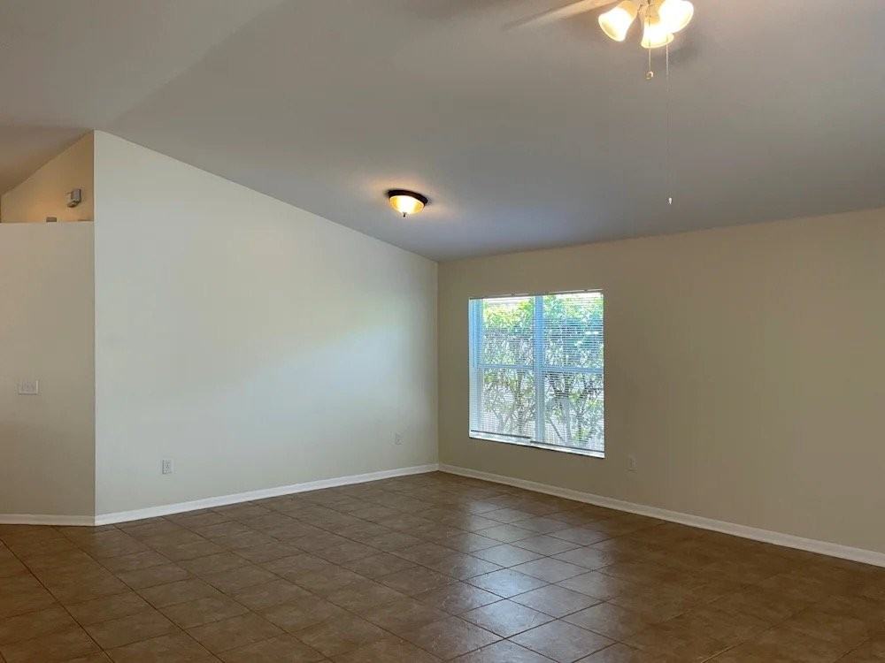 13207 Old Florida Cir - Photo 2 of 7