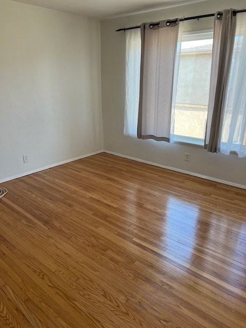 1333 W Adams Blvd #1333 - Photo 2 of 9