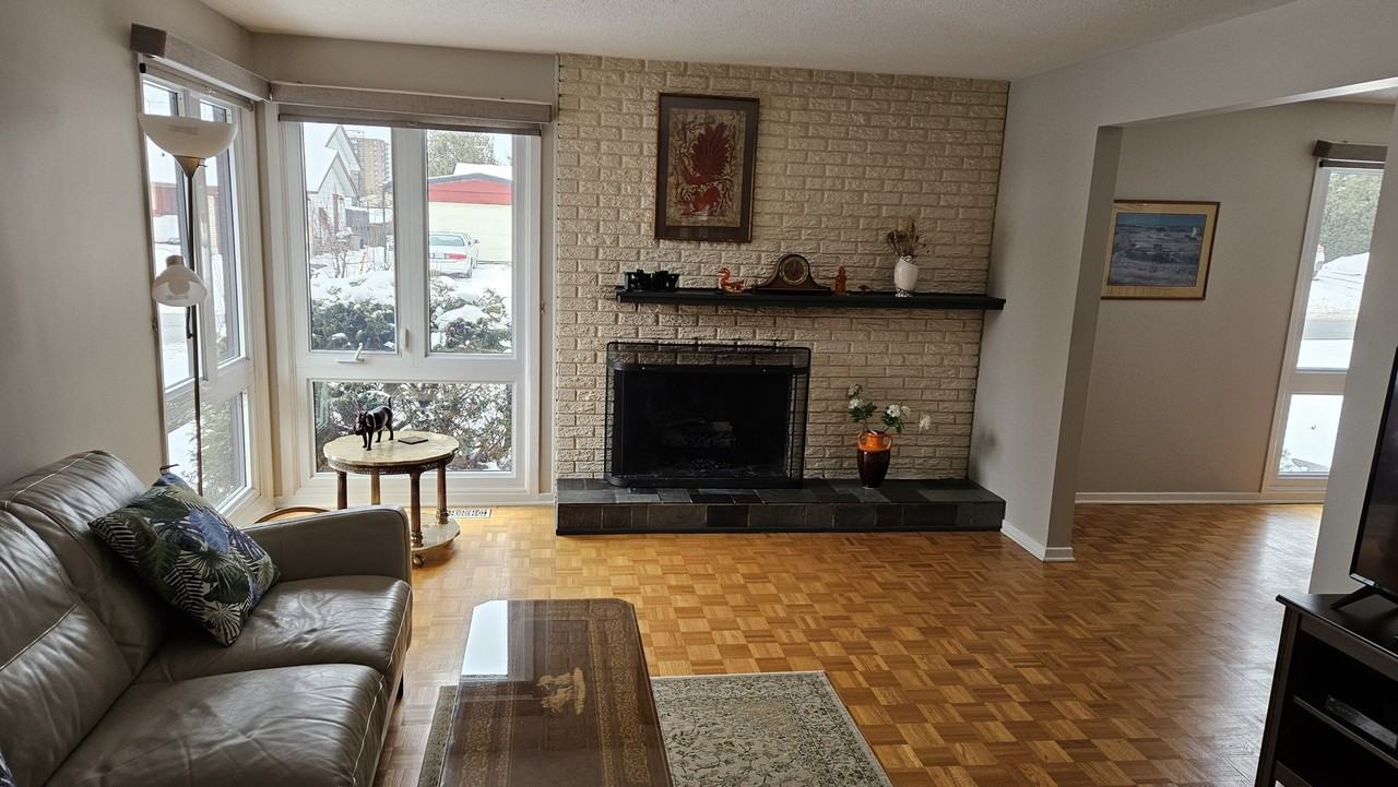 130 Withrow Ave - Photo 4 of 13