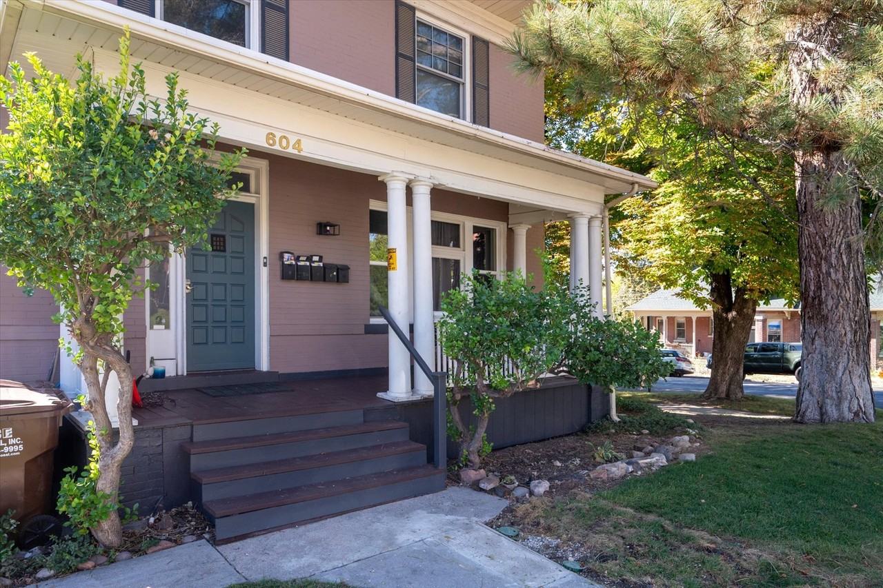 604 East 3rd Avenue - Photo 2 of 22
