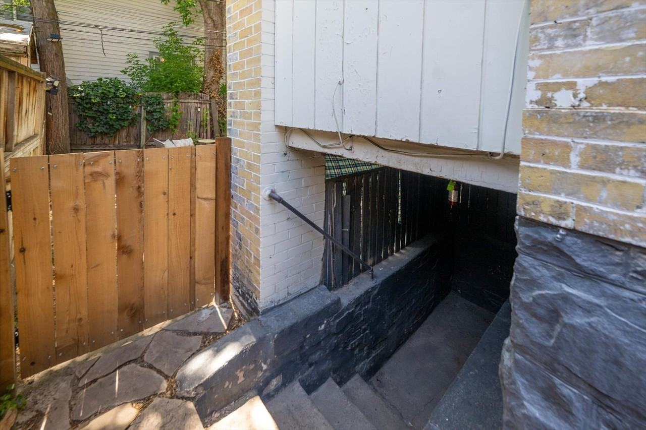 604 East 3rd Avenue - Photo 4 of 22