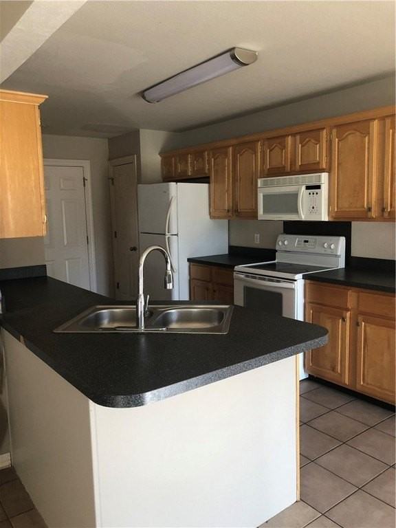 624 Golden Meadow Ave - Photo 3 of 3