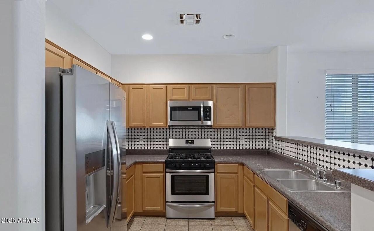 7326 W Alta Vista Rd - Photo 6 of 21