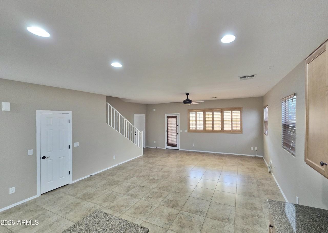 3853 E Branham Ln - Photo 3 of 14
