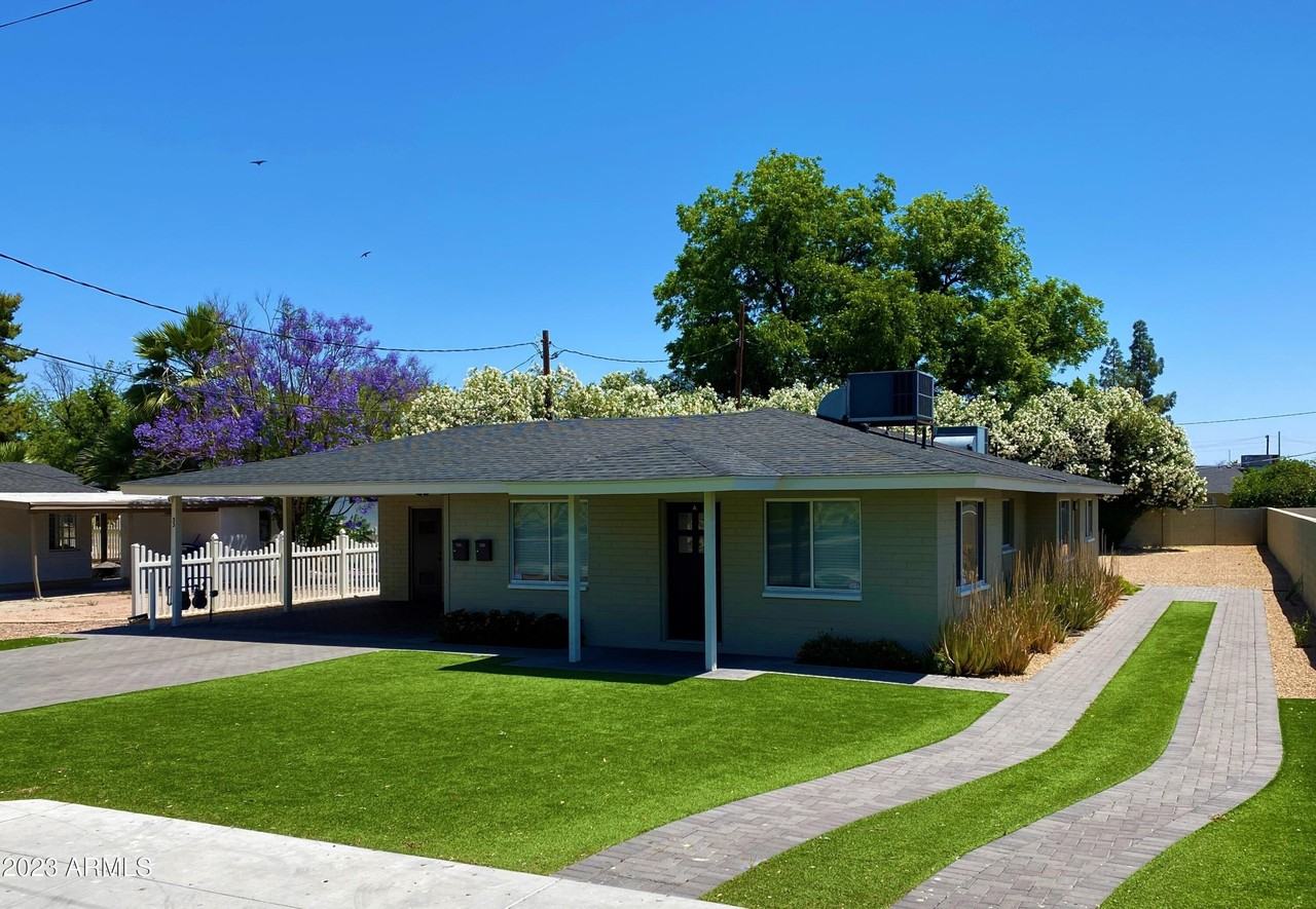 33 N Hobson #A
