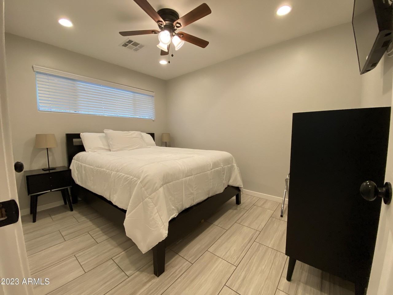 33 N Hobson #A - Photo 7 of 37