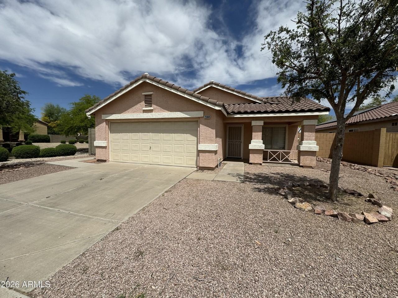 2380 E Derringer Way - Photo 3 of 31