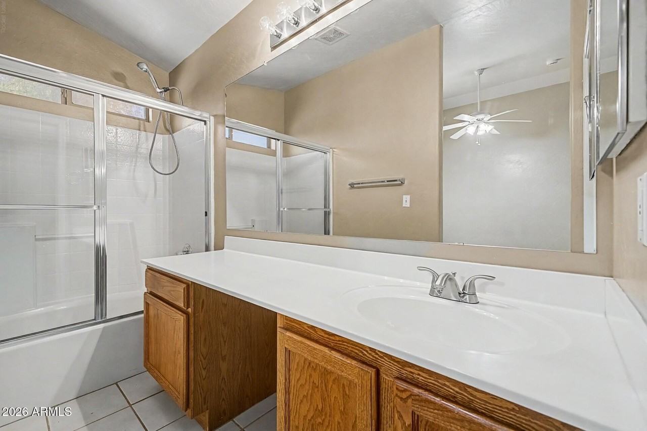 905 E Potter Dr - Photo 7 of 30