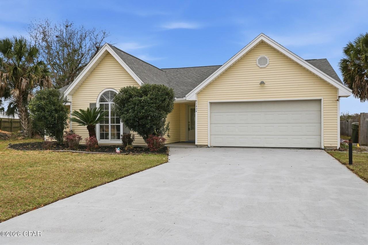 1434 Santa Anita Dr - Photo 2 of 38