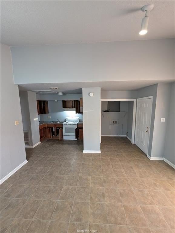 4123 Old Hearne Rd - Photo 2 of 10