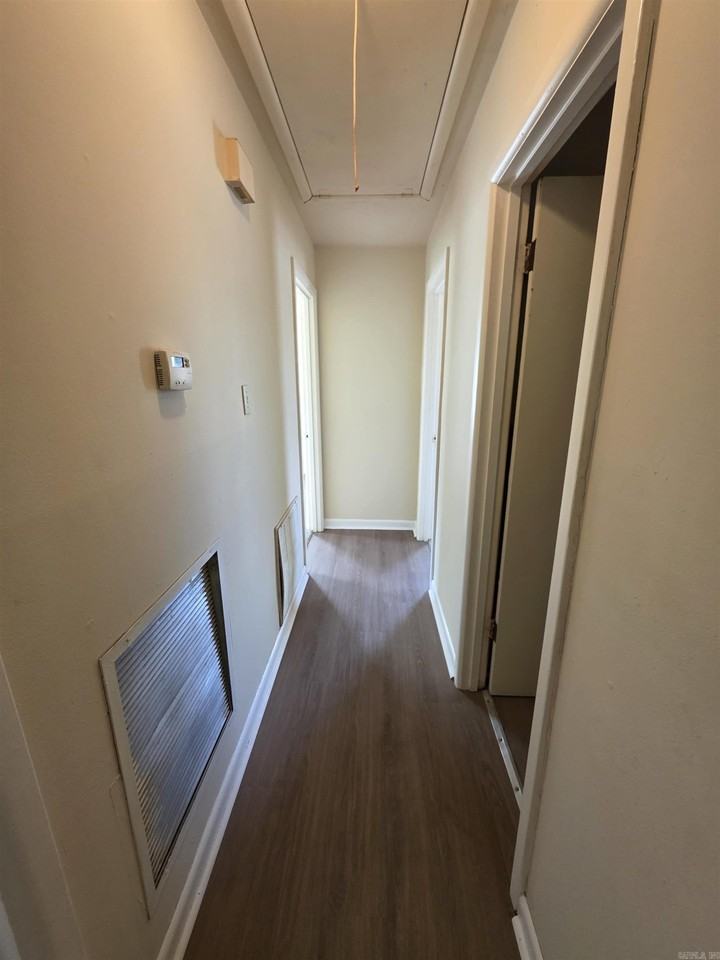 7524 Shady Grove Rd - Photo 5 of 11