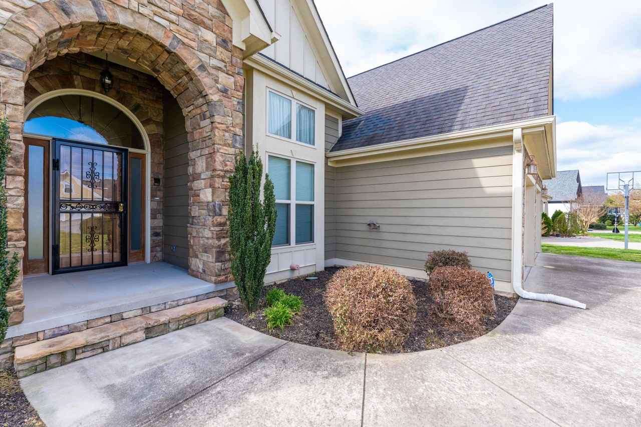 132 Holly Oak Ln - Photo 3 of 27