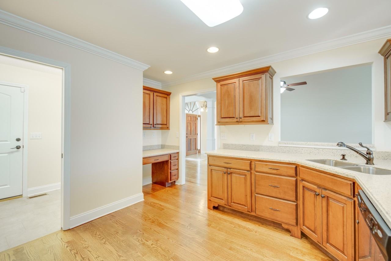 132 Holly Oak Ln - Photo 5 of 27