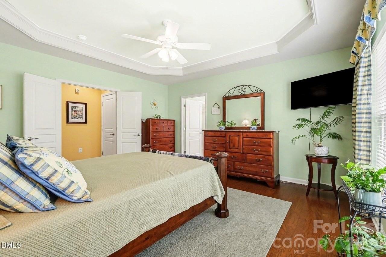 904 Peltier Dr ##Nc - Photo 5 of 9