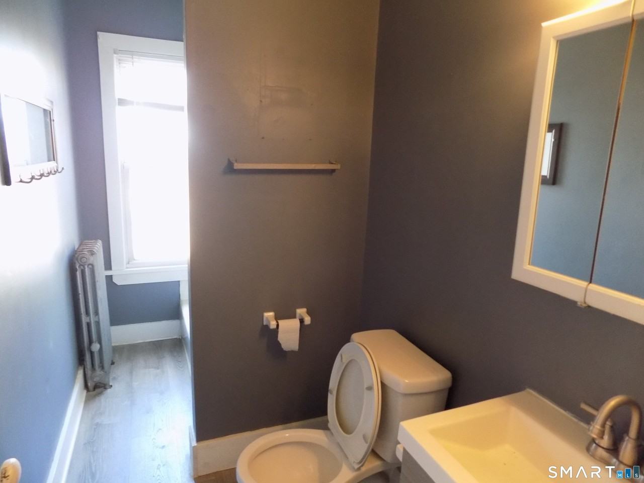 175 Goodwin St #2ndFL - Photo 5 of 9
