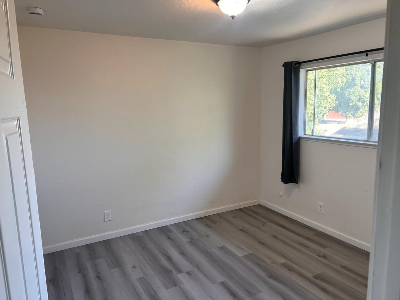 475 N Manila Ave #202 - Photo 6 of 10