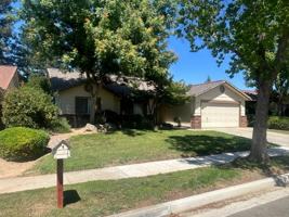 featured image of 3256 W Calimyrna Ave