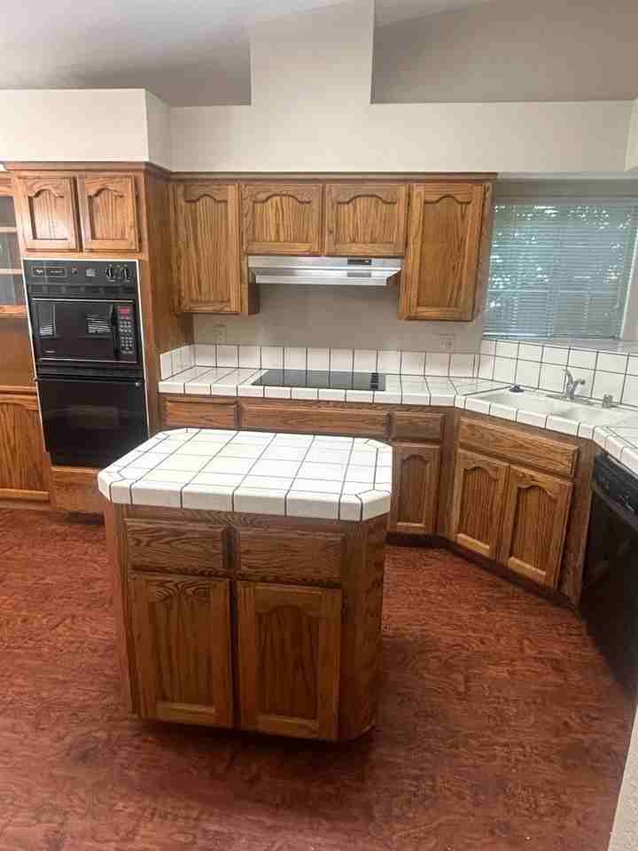 3256 W Calimyrna Ave - Photo 3 of 9