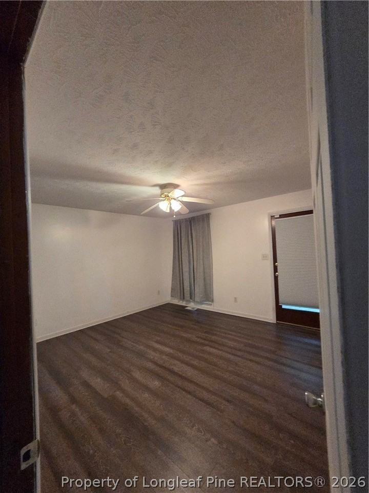 5611 Nix Rd - Photo 5 of 10