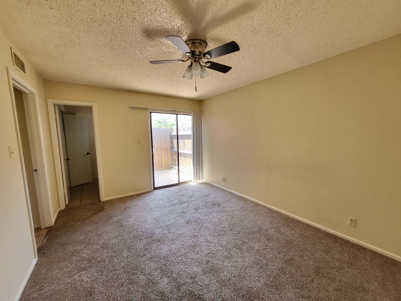 4233 Siesta Ln #1 - Photo 4 of 7