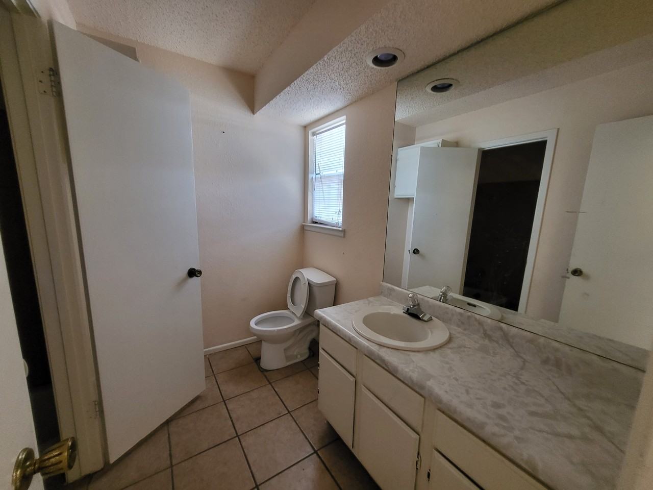 4233 Siesta Ln #1 - Photo 6 of 7
