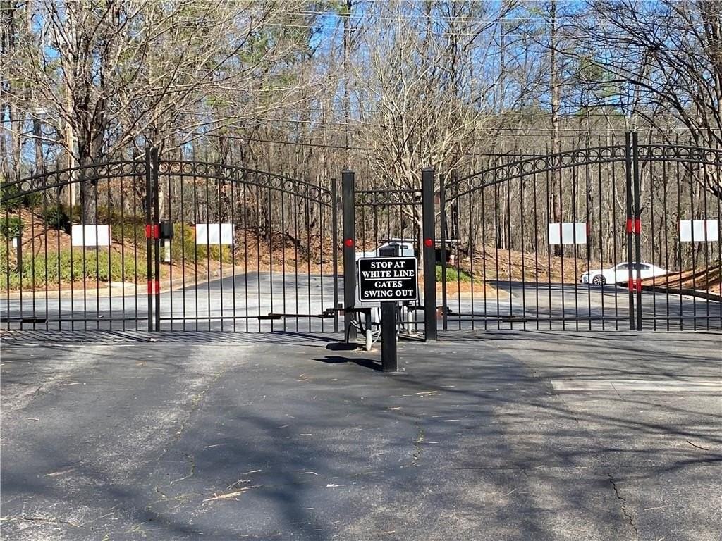 610 River Mill Cir #610 - Photo 2 of 6
