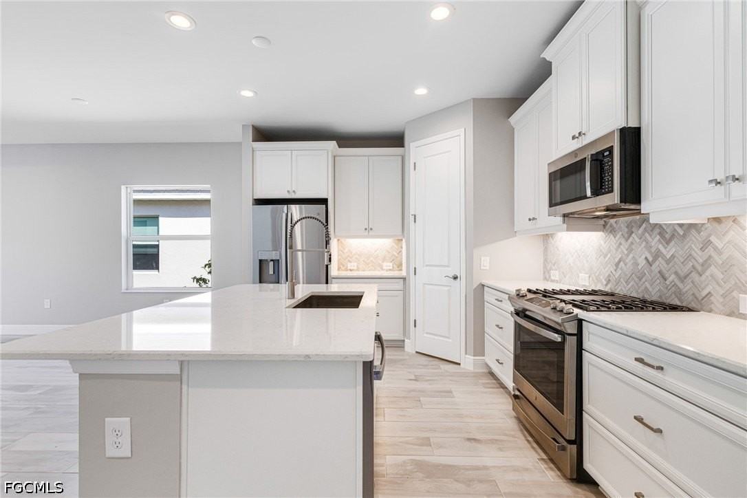 17812 Summerland Key Ct - Photo 6 of 35