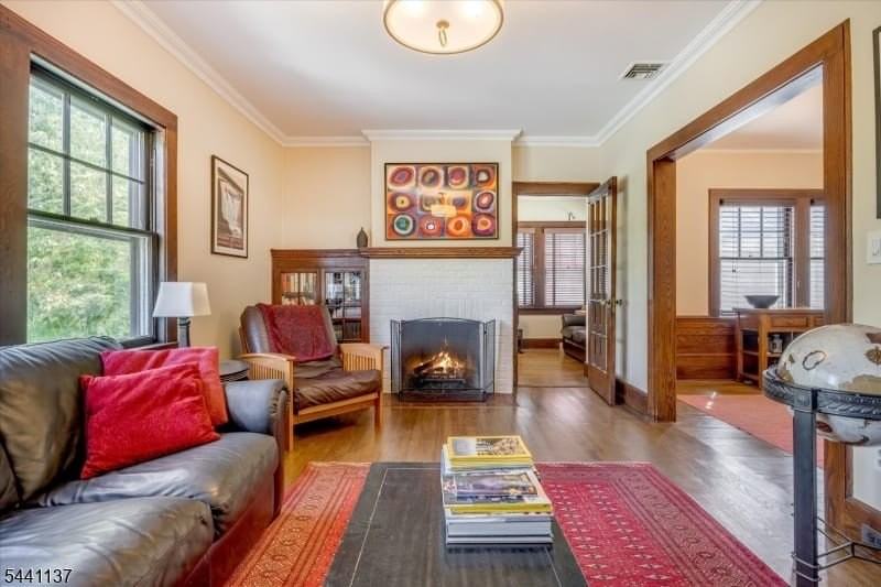 44 Walnut Cres - Photo 4 of 26
