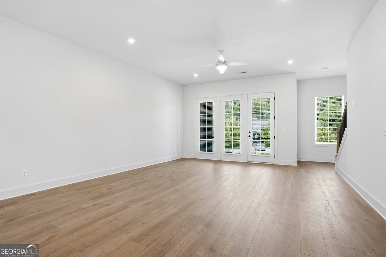 2597 Mackintosh Ct - Photo 5 of 45