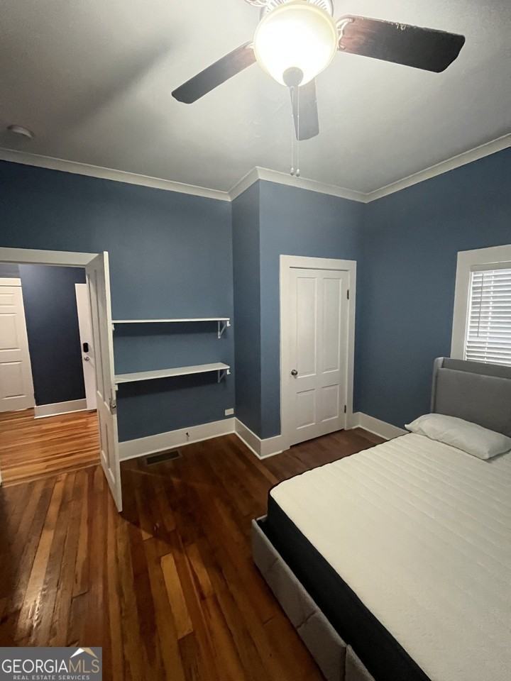33 Poplar St - Photo 5 of 9