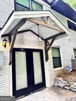 featured image of 2618 Meadow Lark Dr