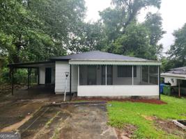 featured image of 2939 Gleason Ave